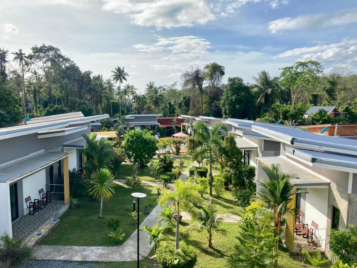 Oneandaman Resort Khao Lak Exteriör bild