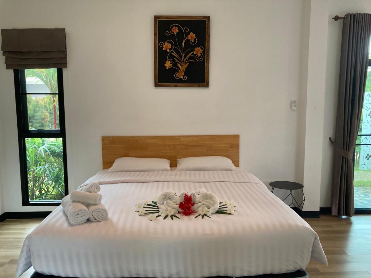 Oneandaman Resort Khao Lak Exteriör bild